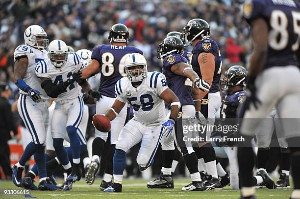 270 Gary Brackett Photos & High Res Pictures - Getty Images