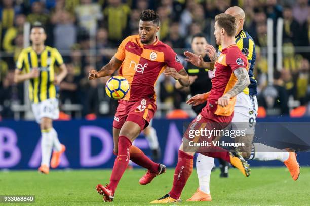 Ryan Donk of Galatasaray SK, Martin Linnes of Galatasaray SK, José Fernando Viana de Santana of Fenerbahce SK during the Turkish Spor Toto Super Lig...