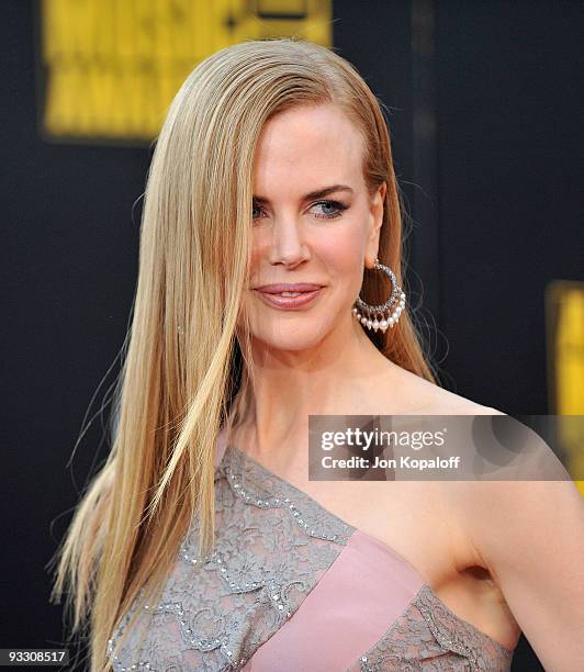 Actress Nicole Kidman arrives at the 2009 American Music Awards held at the Nokia Theatre LA Live on November 22, 2009 in Los Angeles, California.