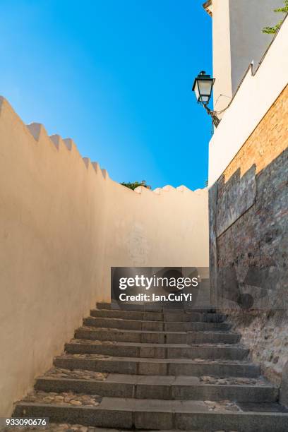 street in albaicín, granada, spain. - albaicín - fotografias e filmes do acervo