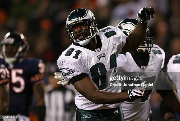 Jason Avant of the Philadelphia Eaglescelebrates after he scored a 13-yard touchdown reception in the first quarter against the Chicago Bears at...