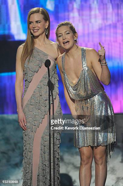 Actresses Nicole Kidman and Kate Hudson speak onstage at the 2009 American Music Awards at Nokia Theatre L.A. Live on November 22, 2009 in Los...