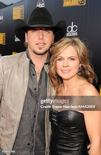 Singer Jason Aldean and Jessica Aldean arrive at the 2009 American Music Awards at Nokia Theatre L.A. Live on November 22, 2009 in Los Angeles,...