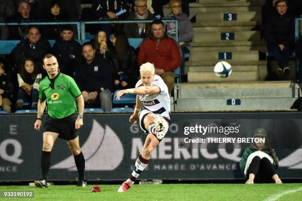 Player Christian Francois Schoeman kicks a penalty during the French Top 14 rugby union match between SU Agen and Bordeaux Begles on March 17, 2018...