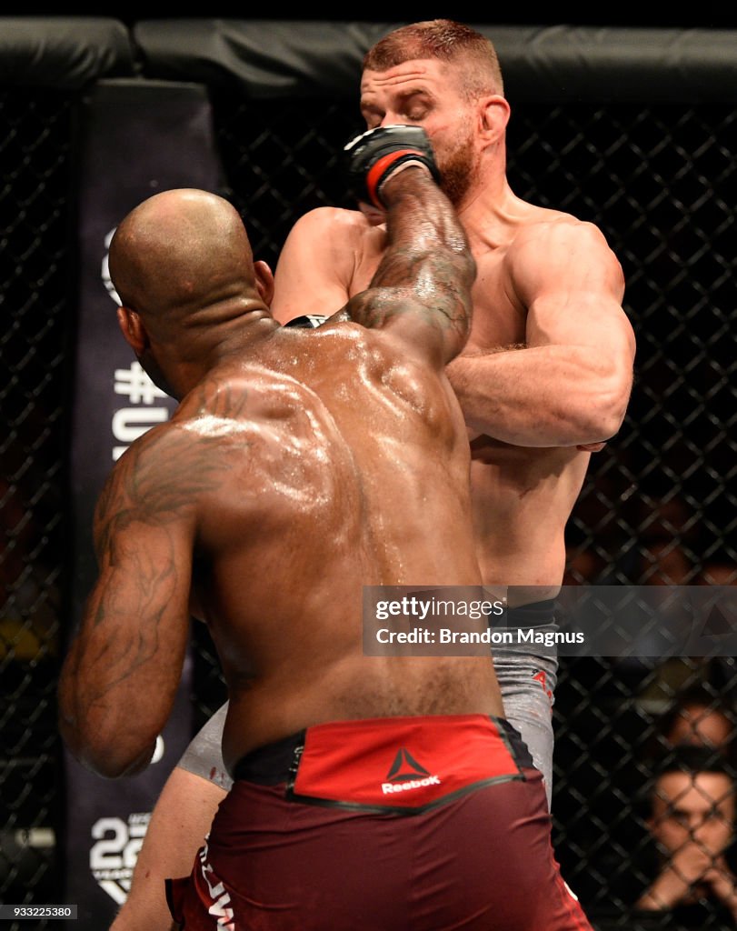 UFC Fight Night: Manuwa v Blachowicz