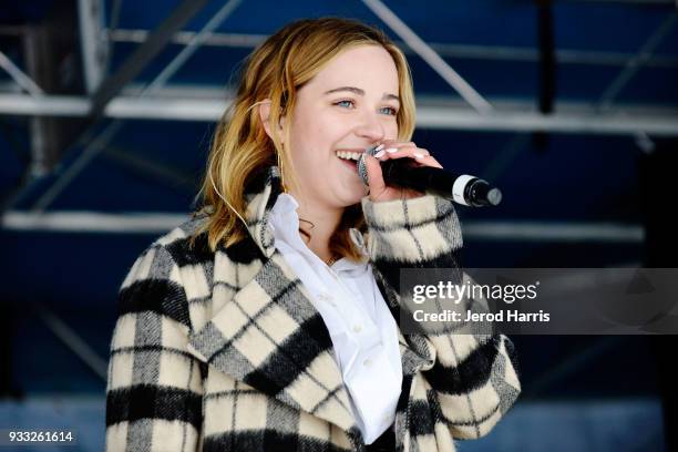 Cailee R Cailee Rae Photos and Premium High Res Pictures - Getty Images
