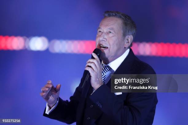 Roland Kaiser performs during the TV show 'Heimlich! Die grosse Schlager-Ueberraschung' on March 17, 2018 in Munich, Germany.