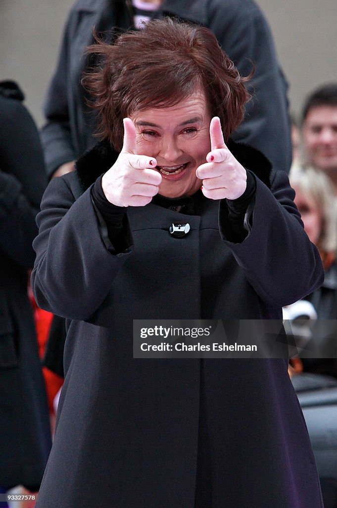 Susan Boyle Visits NBC's "Today" - November 23, 2009