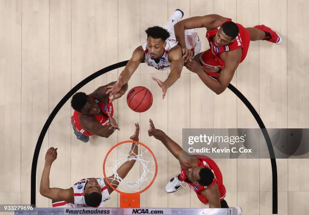 The Ohio State Buckeyes and the Gonzaga Bulldogs battle for a rebound in the second round of the 2018 NCAA Men's Basketball Tournament at Taco Bell...