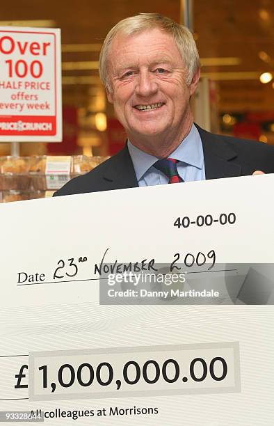 Chris Tarrant attends photocall to announce Morrison's donation of GBP1 million to Cancer Research UK on November 23, 2009 in London, England.