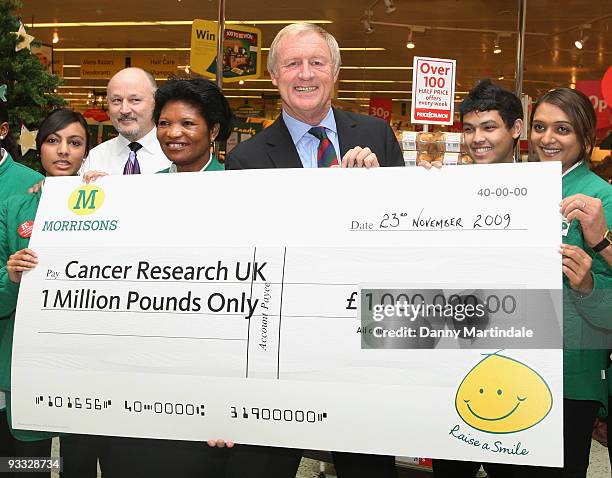 Chris Tarrant attends photocall to announce Morrison's donation of GBP1 million to Cancer Research UK on November 23, 2009 in London, England.