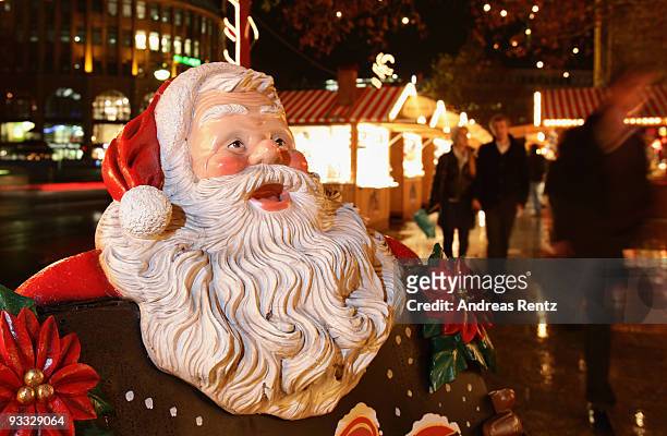 Santa Claus is pictured at the annual Christmas market at Breitscheid square on November 23, 2009 in Berlin, Germany. Christmas markets across Berlin...
