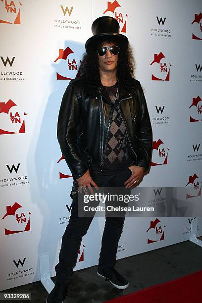 Guitarist Slash of Velvet Revolver arrives at the Los Angeles Youth Network benefit concerts at Avalon on November 22, 2009 in Hollywood, California.