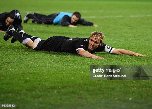 Martin Amedick of Kaiserslautern celebrates after winning the Second Bundesliga match between 1. FC Union Berlin and 1. FC Kaiserslautern at the...