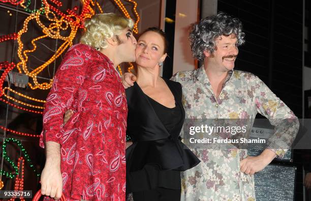 Noel Fielding, Stella McCartney and Julian Barratt attend the switch on ceremony for the Stella McCartney store christmas lights on November 23, 2009...