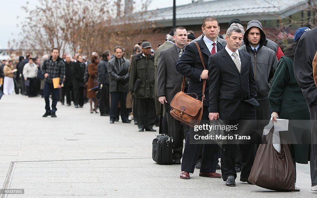 Department Of Labor Hosts Job Fair For Veterans At U.S.S. Intrepid