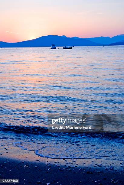 yachts on the water at sunset - ford contour stock pictures, royalty-free photos & images