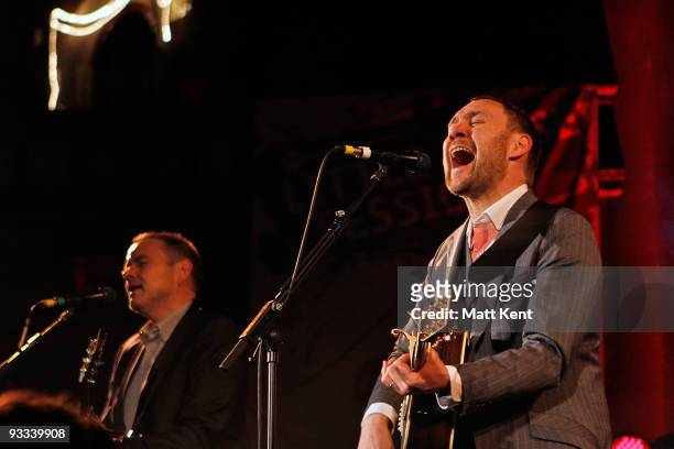 David Gray performs on stage as part of Mencap's Little Voice Sessions at the Union Chapel on November 23, 2009 in London, England.