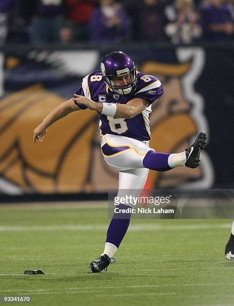 Ryan Longwell of the Minnesota Vikings kicks off against the Seattle Seahawks at Hubert H. Humphrey Metrodome on November 22, 2009 in Minneapolis,...