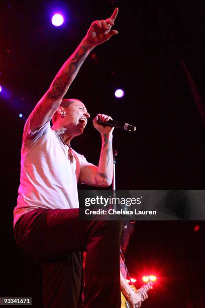 Singer Chester Bennington of Linkin Park performs at the Los Angeles Youth Network benefit rock concert at Avalon on November 22, 2009 in Hollywood,...