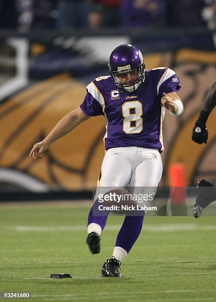 Ryan Longwell of the Minnesota Vikings kicks off against the Seattle Seahawks at Hubert H. Humphrey Metrodome on November 22, 2009 in Minneapolis,...