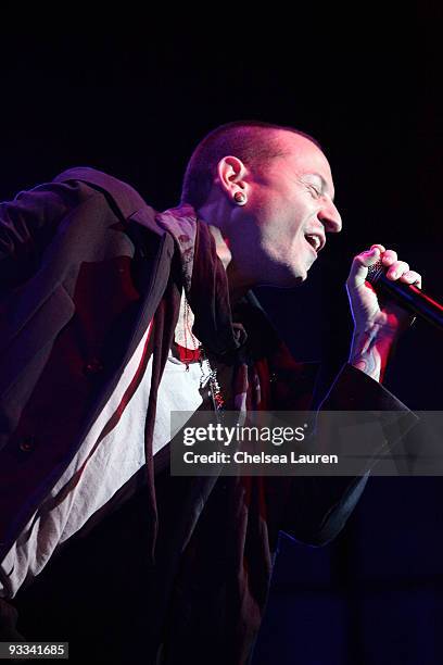 Singer Chester Bennington of Linkin Park performs at the Los Angeles Youth Network benefit rock concert at Avalon on November 22, 2009 in Hollywood,...