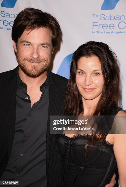 Actor Jason Bateman and Amanda Anka attend the 33rd annual Saban Free Clinic dinner gala at The Beverly Hilton Hotel on November 23, 2009 in Beverly...