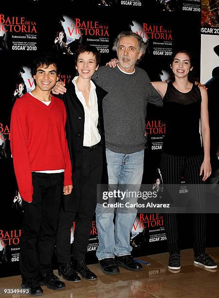 Actor Abel Ayala, Spanish actress Ariadna Gil, Spanish director Fernando Trueba and actress Miranda Bodenhofer attend "El Baile de la Victoria"...