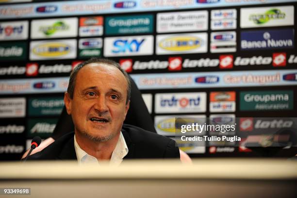 Delio Rossi coach of US Citta di Palermo answers questions during a press conference at Stadio Renzo Barbera on November 24, 2009 in Palermo, Italy.