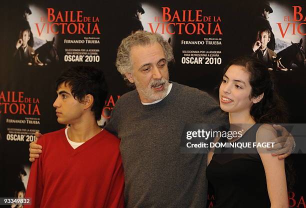 Spanish actors Abel Ayala , Spanish film director Fernando Trueba and Chilean actress Miranda Bodenhofer pose during a photocall of Trueba's new...