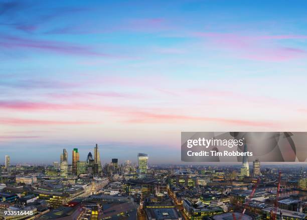 london via at night - salesforce tower london stock pictures, royalty-free photos & images