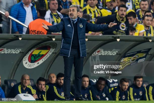 Coach Aykut Kocaman of Fenerbahce SK during the Turkish Spor Toto Super Lig match Fenerbahce AS and Galatasaray AS at the Sukru Saracoglu Stadium on...