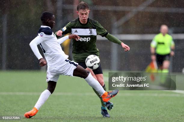 Hans Nicolussi Caviglia of Juventus in action during the Viareggio Cup match between Juventus U19 snd Euro New York U19 on March 18, 2018 in Margine...
