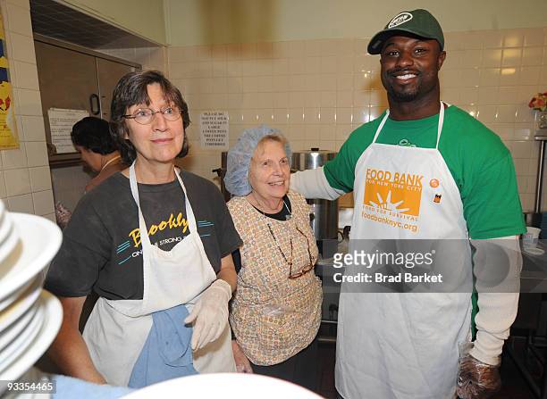 Bart Scott of the New York Jets attends the Food Bank For New York City at "CHIPS" Park Slope Christian Help on November 24, 2009 in New York City.