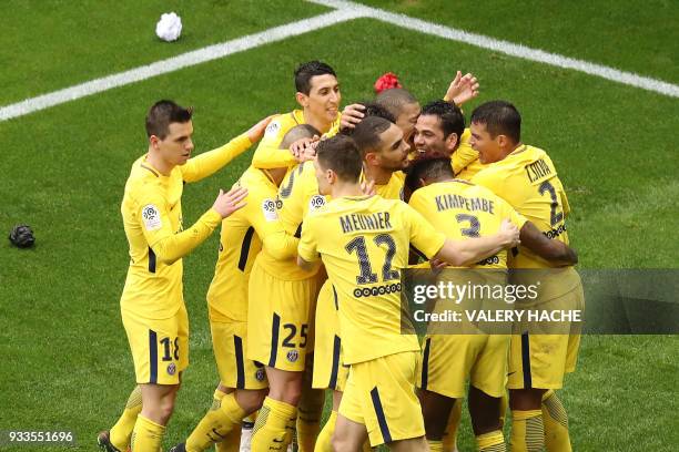 Paris Saint-Germain's Argentinian midfielder Giovanni Lo Celso, Paris Saint-Germain's Argentinian forward Angel Di Maria, Paris Saint-Germain's...