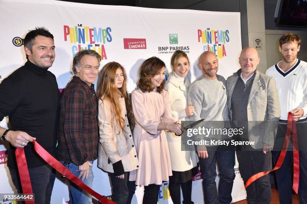 Arnaud Ducret, Franck Dubosc, Agathe Bonitzer, Elsa Zylberstein, Julie Gayet, Franck Gastambide, Jean-Paul Salome and Paul Hamy cut the ribbon...