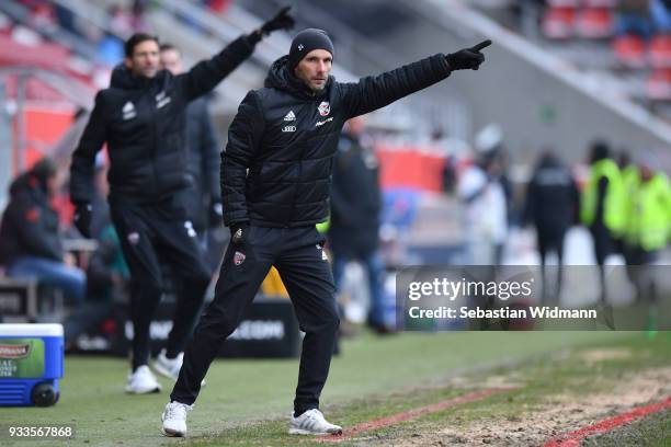 Head coach Stefan Leitl of Ingolstadt gestures during the Second Bundesliga match between FC Ingolstadt 04 and SG Dynamo Dresden at Audi Sportpark on...