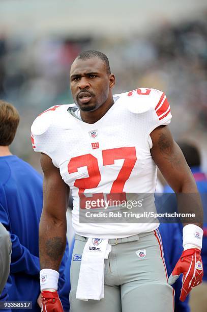 Brandon Jacobs of the New York Giants looks on against the Philadelphia Eagles on November 1, 2009 at Lincoln Financial Field in Philadelphia,...