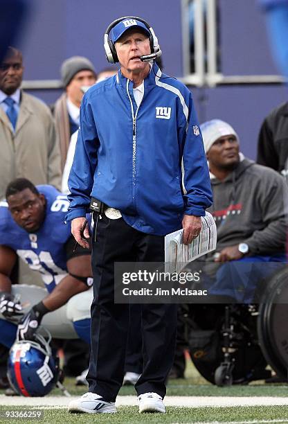 Head coach Tom Coughlin of the New York Giants looks on against the Atlanta Falcons on November 22, 2009 at Giants Stadium in East Rutherford, New...