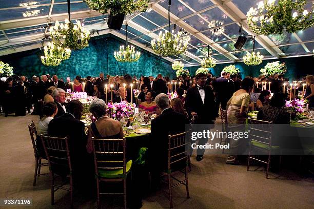 179 Large White Tent Stock Photos High Res Pictures And Images 179-large-white-tent-stock-photos-high-res-pictures-and-images