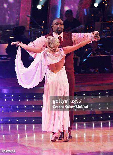 Episode 703" - On week three of "Dancing with the Stars," airing MONDAY, OCTOBER 6 , the remaining couples compete for the chance to be crowned...