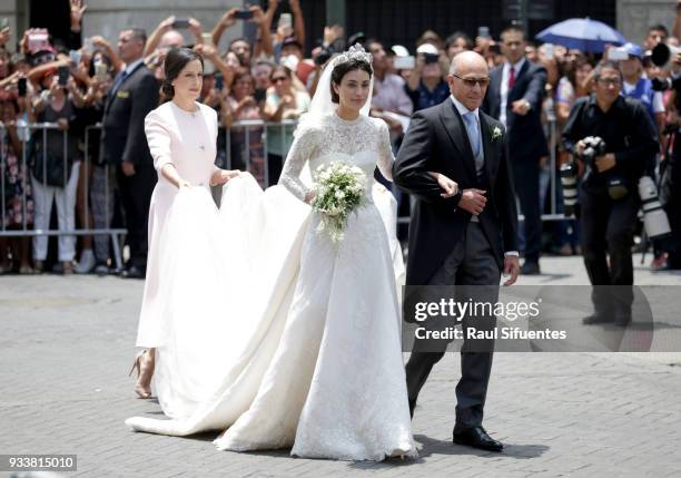 Alessandra de Osma arrives with her father Felipe de Osma to her wedding with Prince Christian of Hanover at Basilica San Pedro on March 16, 2018 in...