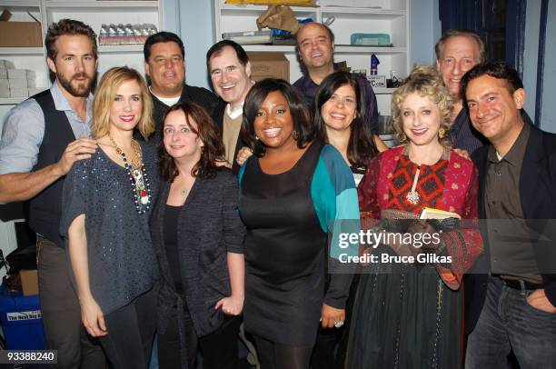 Ryan Reynolds, Kristen Wiig, Steve Schirippa, Rachel Dratch, Richard Kind, Sherri Shepherd, Scott Adsit, Dayle Reyfel, Carol Kane, Alan Zweibel and...