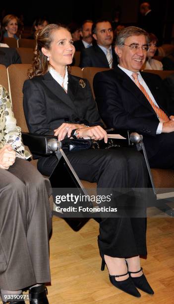 Princess Elena of Spain attends the 'IV Universidad Empresa' awards ceremony at the UNED on November 25, 2009 in Madrid, Spain.