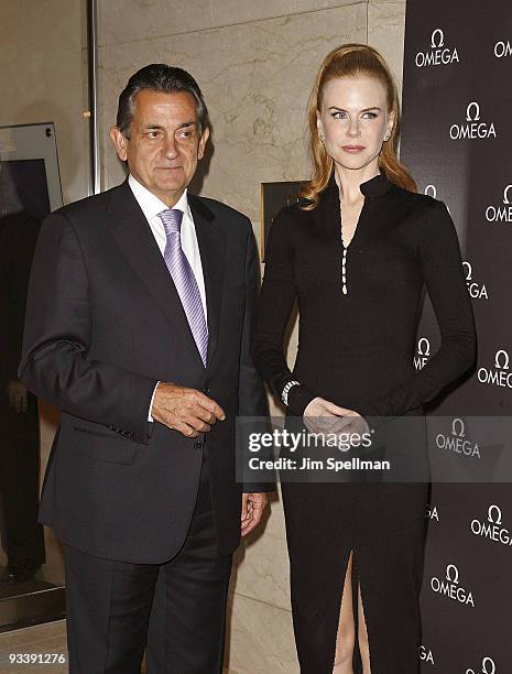 Stephen Urquhart and actress Nicole Kidman visit the OMEGA flagship boutique on October 7, 2009 in New York City.