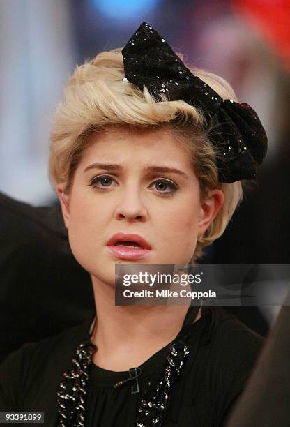 Media personality Kelly Osbourne visits ABC's "Good Morning America" at ABC Studios on November 25, 2009 in New York City.