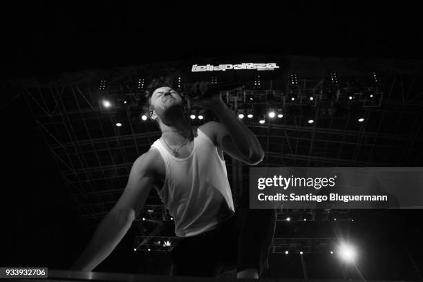 Dan Reynolds of Imagine Dragons performs during the first day of Lollapalooza Buenos Aires 2018 at Hipodromo de San Isidro on March 16, 2018 in...