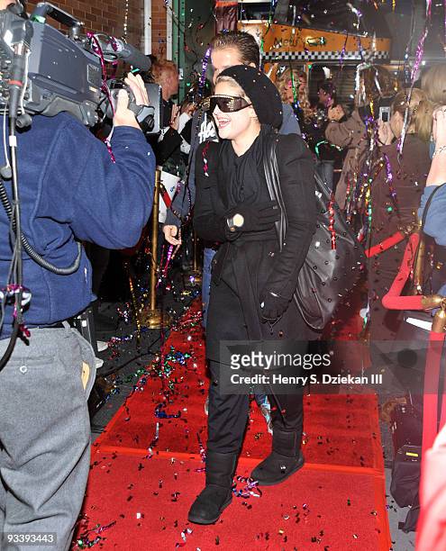 Media personality Kelly Osbourne arrives at ABC's "Good Morning America" at ABC Studios on November 25, 2009 in New York City.