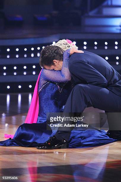 Episode 910A" - The competition continued as the three finalists performed their favorite dance of the season and were ranked by the judges, on the...