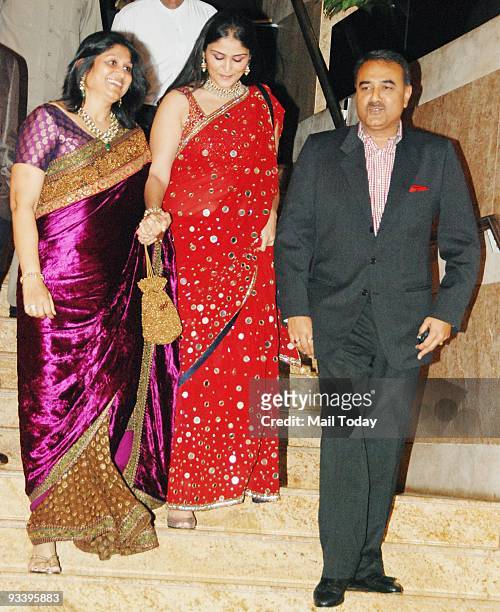 Minister Praful Patel with his wife and daughter at the wedding reception of Bollywood actress Shilpa Shetty in Mumbai on Tuesday, November 24, 2009.